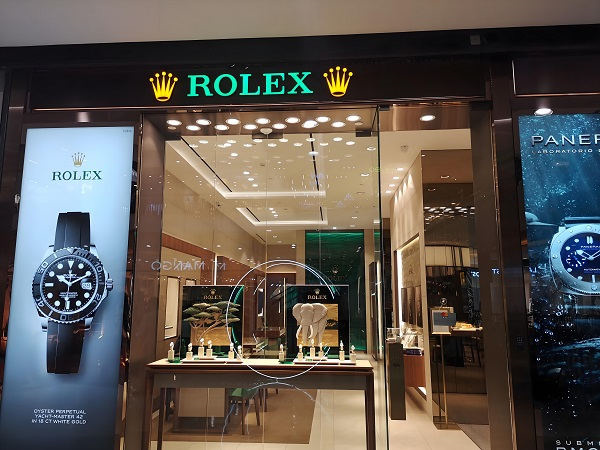 劳力士手表表蒙子坏了原因是啥（图）